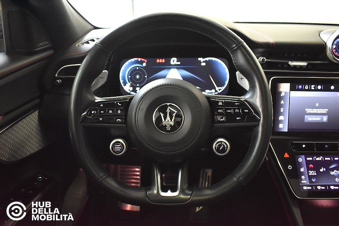 MASERATI Grecale V6 530 CV Trofeo